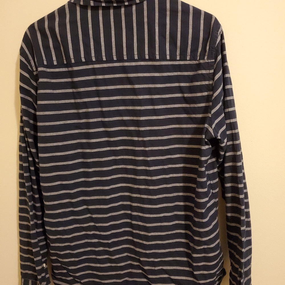 Aeropostale button up blouse - Picture 2 of 4